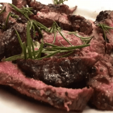 Carne di cinghiale alla brace